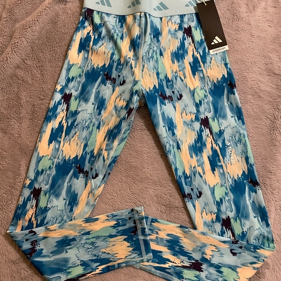 NEW Adidas Techfit 7/8 Leggings - Picture 4 of 10